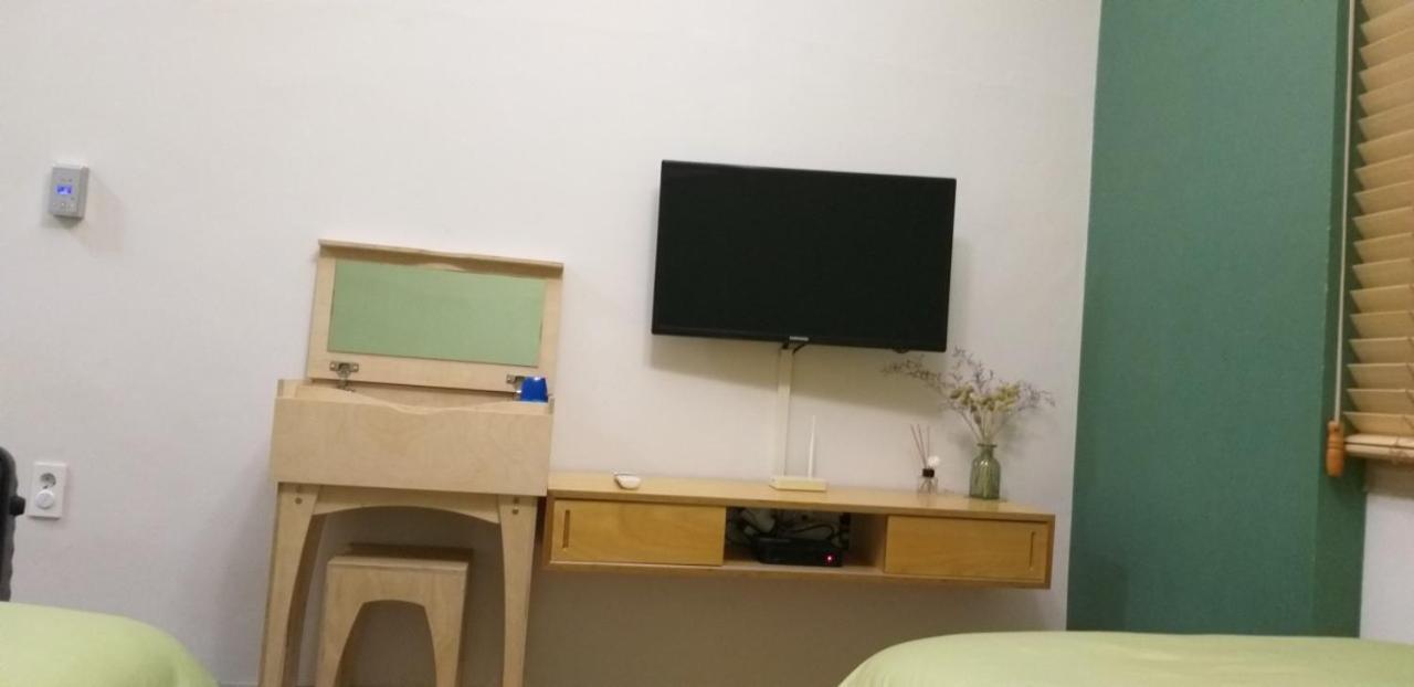 Moon Forest Guesthouse Jeju Exterior photo